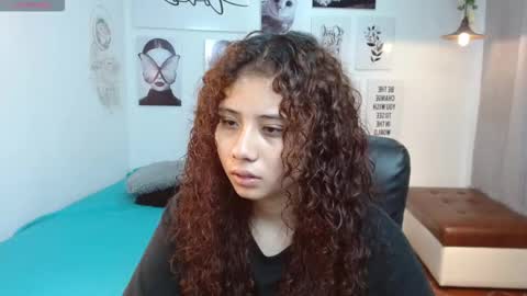 Snapshot of mayamoira chatting on September 2025 11:43:01 AM Maya online show from September 2025 11:43:01 AM