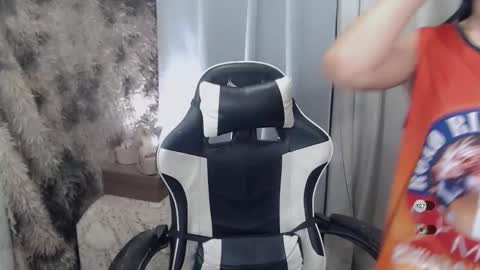 mayasally_ online show from February 2026 10:01:01 AM