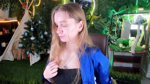 Snapshot of mayasinabon chatting on December 2024 09:07:01 AM mayasinabon online show from December 2024 09:07:01 AM