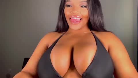 Snapshot of maybabi chatting on January 2025 03:25:02 PM MayBabi online show from January 2025 03:25:02 PM