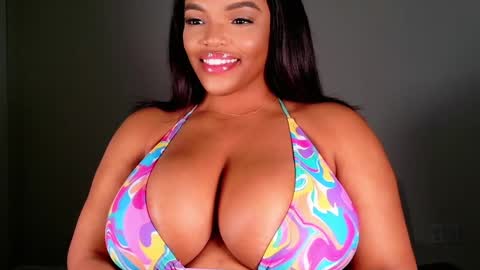 Snapshot of maybabi chatting on February 2025 08:31:01 PM MayBabi online show from February 2025 08:31:01 PM