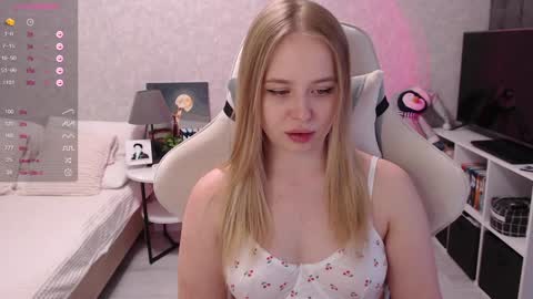 Snapshot of maybebabyx chatting on December 2024 04:28:02 AM maybebabyx online show from December 2024 04:28:02 AM