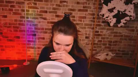 maybloom_ online show from March 2026 07:02:01 AM