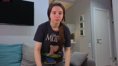 My name Casey  online show from November 2025 04:11:01 AM