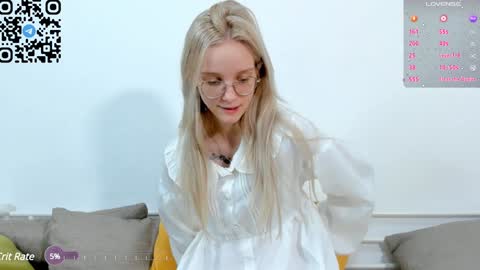 Snapshot of maydaguy chatting on January 2025 01:53:01 PM Megan online show from January 2025 01:53:01 PM