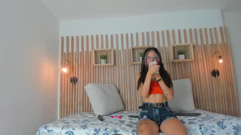 Maye Wells online show from January 2026 06:57:02 PM