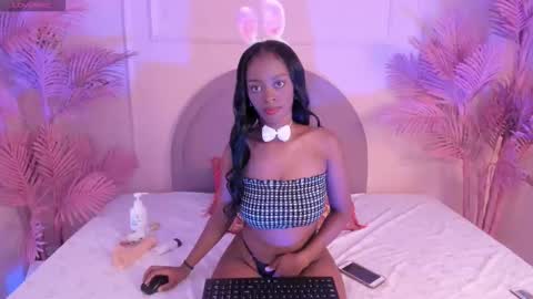 Snapshot of mayevanss chatting on October 2025 04:01:02 AM mayevanss online show from October 2025 04:01:02 AM