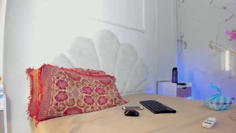 Snapshot of mayevanss chatting on November 2025 07:56:02 PM mayevanss online show from November 2025 07:56:02 PM