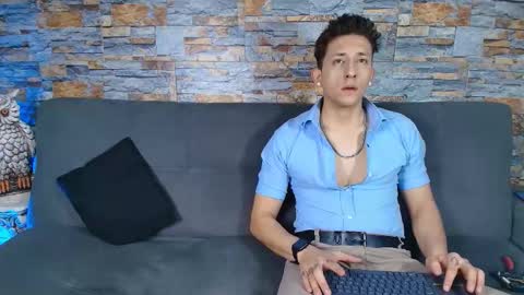 Snapshot of maykol_victoria chatting on November 2025 07:07:01 AM Maykol victoria1624 online show from November 2025 07:07:01 AM