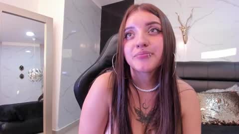 Maylin online show from December 2024 06:56:02 AM