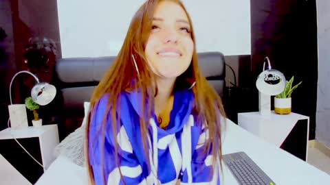 Maylin online show from January 2025 10:12:02 AM