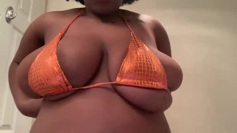 mayluvsu online show from January 2026 09:47:01 AM