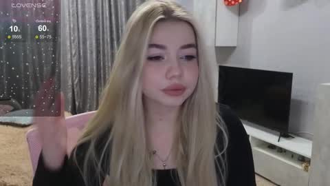 Snapshot of maymallorie chatting on December 2024 10:50:02 AM may online show from December 2024 10:50:02 AM