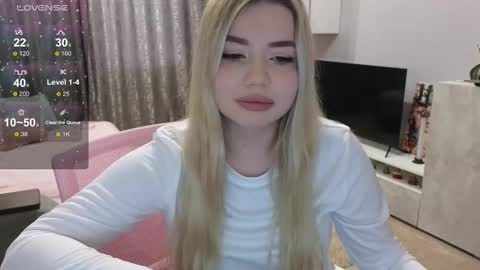 Snapshot of maymallorie chatting on January 2025 10:48:01 AM may online show from January 2025 10:48:01 AM