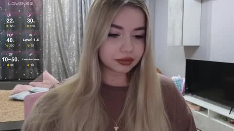 Snapshot of maymallorie chatting on March 2025 01:53:02 AM may online show from March 2025 01:53:02 AM