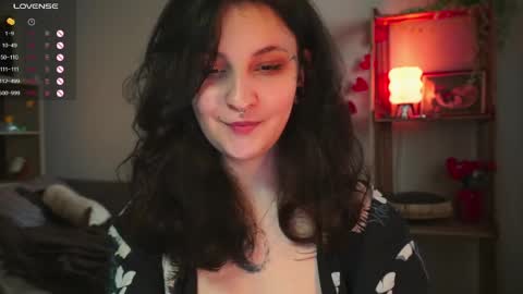 Snapshot of maymary_ chatting on April 2026 05:47:02 AM Mary . online show from April 2026 05:47:02 AM