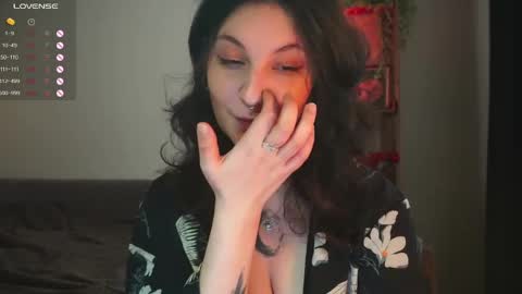 Snapshot of maymary_ chatting on May 2026 05:13:01 AM Mary . online show from May 2026 05:13:01 AM
