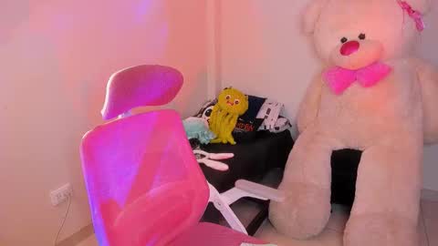 may online show from November 2025 08:33:02 PM