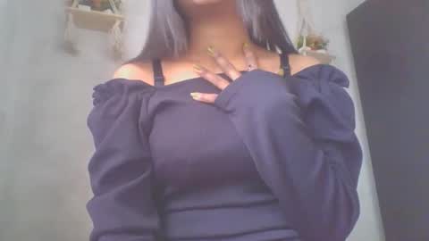 MAYRA online show from December 2024 09:21:01 AM