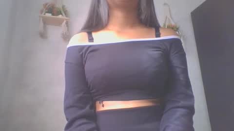 MAYRA online show from January 2025 06:40:01 AM