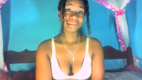 Snapshot of mayrah5 chatting on January 2025 04:19:01 PM mayrah online show from January 2025 04:19:01 PM