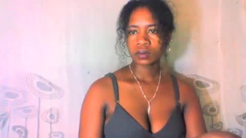 Snapshot of mayrah5 chatting on February 2025 11:43:02 AM mayrah online show from February 2025 11:43:02 AM