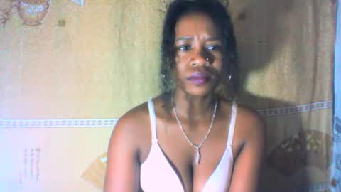 Snapshot of mayrah5 chatting on February 2025 09:53:02 AM mayrah online show from February 2025 09:53:02 AM