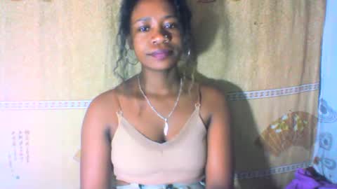 Snapshot of mayrah5 chatting on February 2025 08:26:02 AM mayrah online show from February 2025 08:26:02 AM