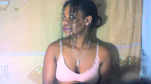 Snapshot of mayrah5 chatting on March 2025 05:51:01 AM mayrah online show from March 2025 05:51:01 AM