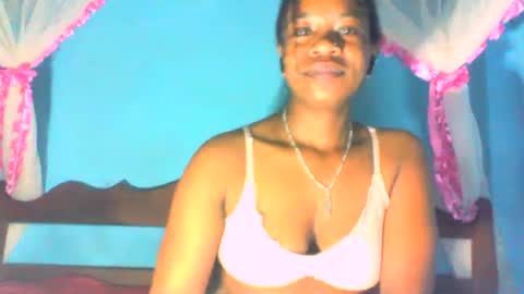 Snapshot of mayrah5 chatting on March 2025 05:17:02 PM mayrah online show from March 2025 05:17:02 PM