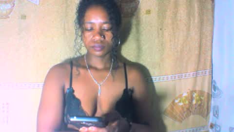 Snapshot of mayrah5 chatting on March 2025 08:30:02 AM mayrah online show from March 2025 08:30:02 AM