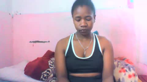 Snapshot of mayrah5 chatting on October 2025 04:55:02 AM mayrah online show from October 2025 04:55:02 AM