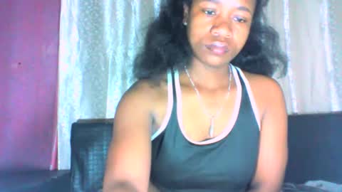 Snapshot of mayrah5 chatting on October 2025 08:50:02 PM mayrah online show from October 2025 08:50:02 PM