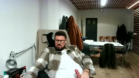 maythe4bwu online show from October 2025 11:05:01 PM