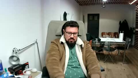 maythe4bwu online show from October 2025 12:22:02 PM