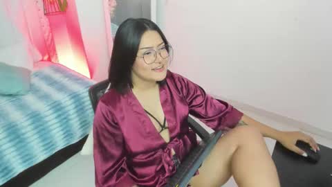 Snapshot of mayu_kim chatting on November 2025 07:05:01 PM Mayu KIm online show from November 2025 07:05:01 PM