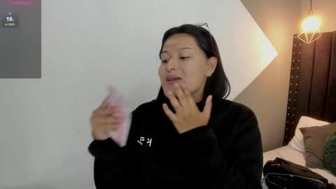 Snapshot of mayu_kim chatting on November 2025 11:21:02 AM Mayu KIm online show from November 2025 11:21:02 AM