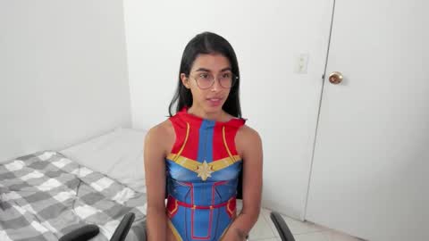 mazikeen_18 online show from December 2025 01:59:02 PM