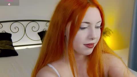 Snapshot of mazymayes chatting on October 2025 08:29:02 PM Mazy online show from October 2025 08:29:02 PM