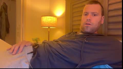 Snapshot of mbnc chatting on November 2025 03:14:02 PM lol online show from November 2025 03:14:02 PM