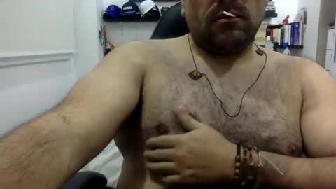 VzlaMan online show from November 2025 10:45:02 PM