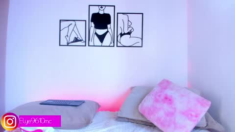 Ellie online show from May 2026 08:59:01 PM