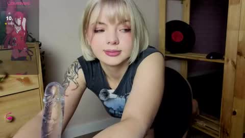 me1inmonro online show from November 2025 05:43:01 AM