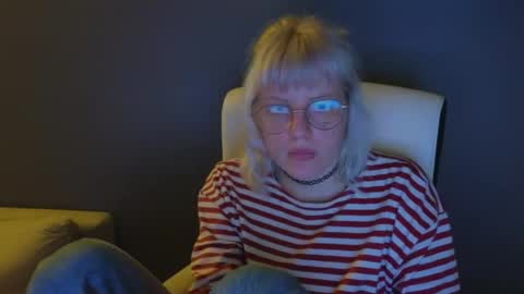 Roze online show from May 2026 11:12:03 PM