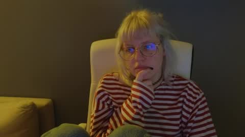 Roze online show from May 2026 11:56:01 PM