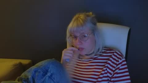 Roze online show from May 2026 12:51:02 AM