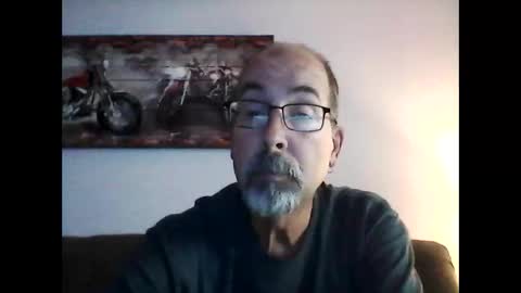 Snapshot of meathome3 chatting on December 2024 03:35:01 PM me at home online show from December 2024 03:35:01 PM