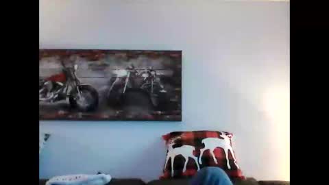 Snapshot of meathome3 chatting on December 2024 08:18:01 PM me at home online show from December 2024 08:18:01 PM