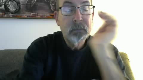 Snapshot of meathome3 chatting on January 2025 01:56:02 PM me at home online show from January 2025 01:56:02 PM