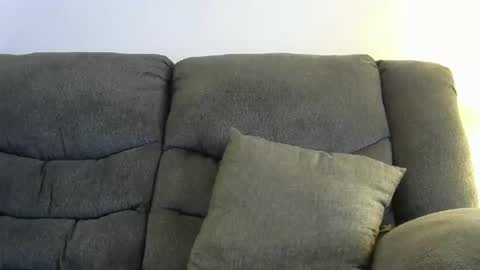 Snapshot of meathome3 chatting on March 2025 07:23:01 PM me at home online show from March 2025 07:23:01 PM